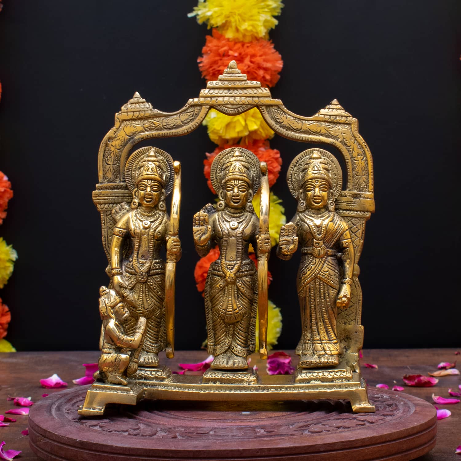 462560_C Ram Darbar Idol