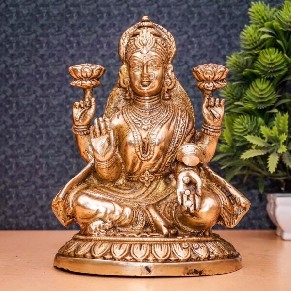 Laxmi Idol