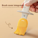 200ml Oil Dispenser Bottle with Silicone Brush - Image 3